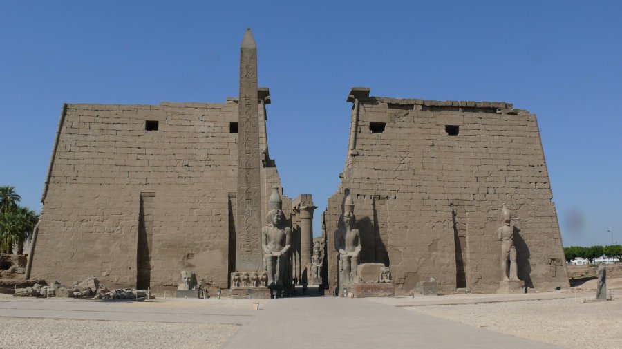 Пилоны и обелиск Луксорского храма
